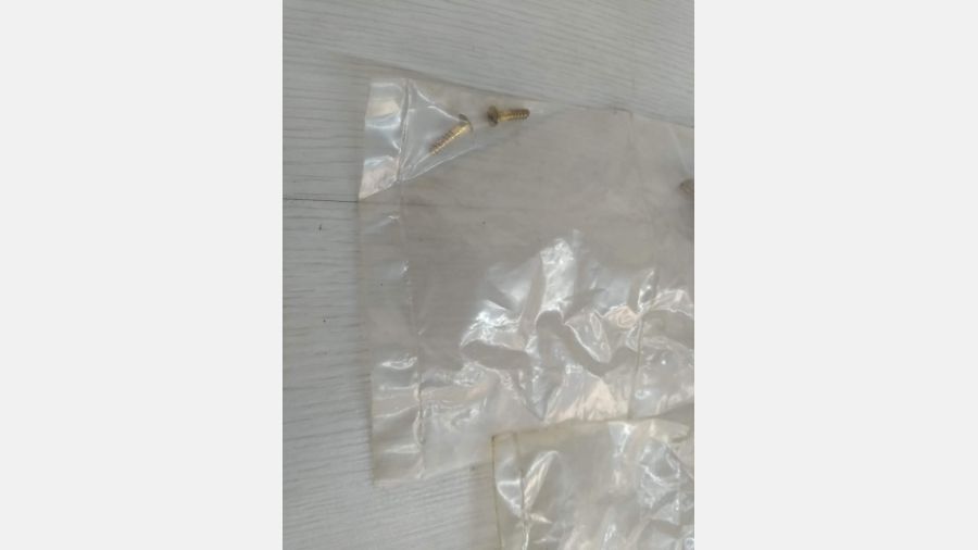 Antigos Cabides de Porta em Latão Novos