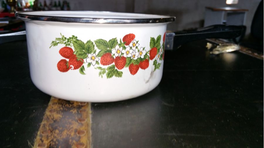 Conjunto de 3 panelas esmaltadas com asa vintage