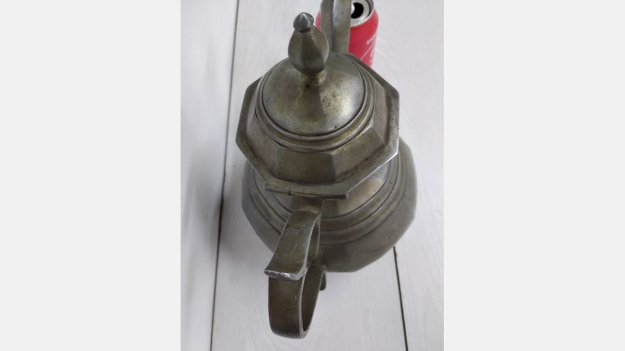 Jarro / bule  em estanho