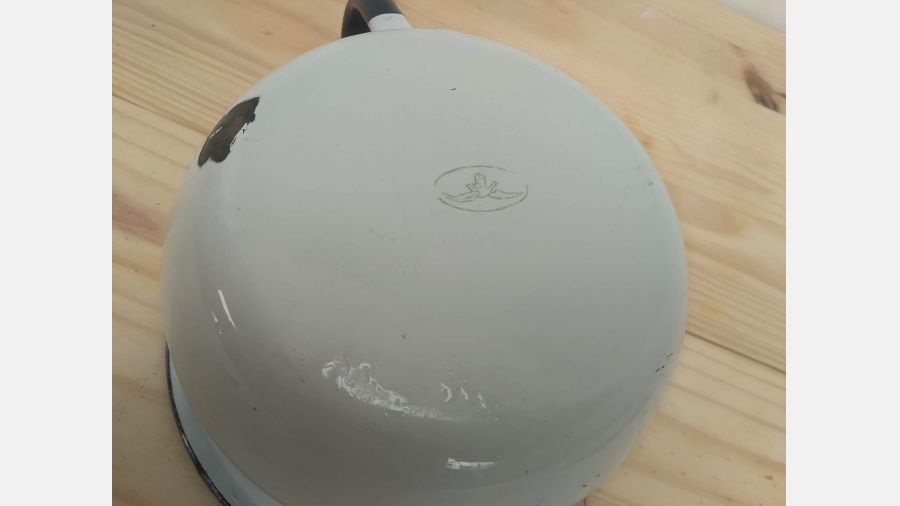 Penico esmaltado Azul e Branco Diam. 22cm