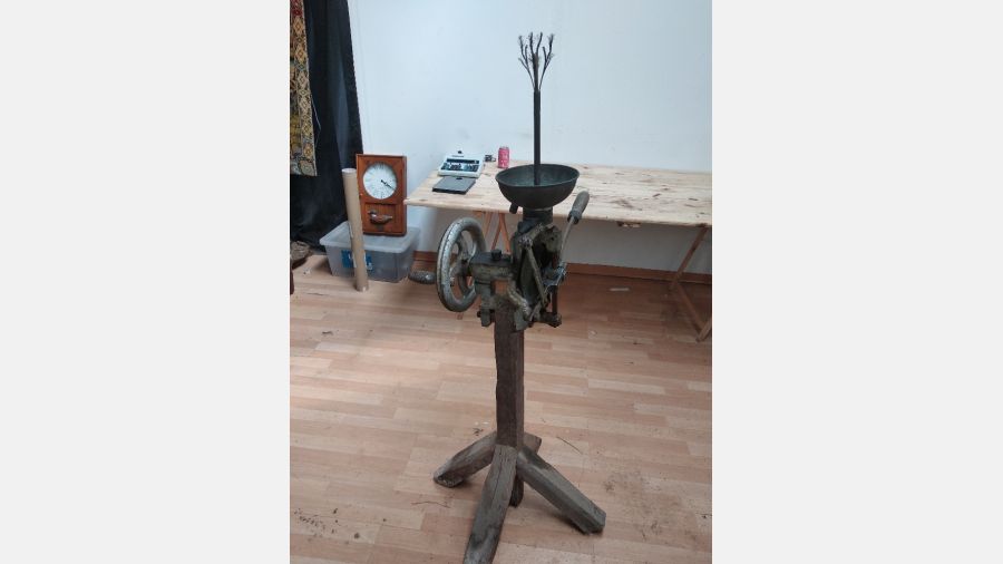 Máquina de lavagem de garrafas de vinho do século 19