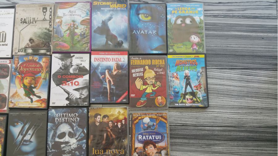 Pack de 56 filmes dvd originais bom preço 