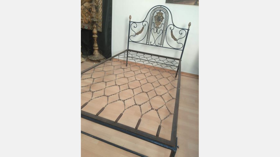 Cama em ferro Vintage 108x185cm